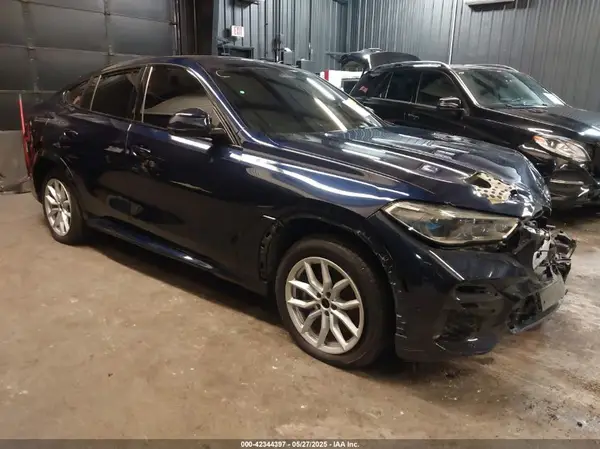 5UXCY8C05N9J70601 2022 BMW X6 - Image 1