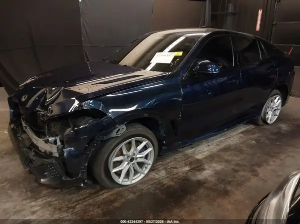 5UXCY8C05N9J70601 2022 BMW X6 - Image 2