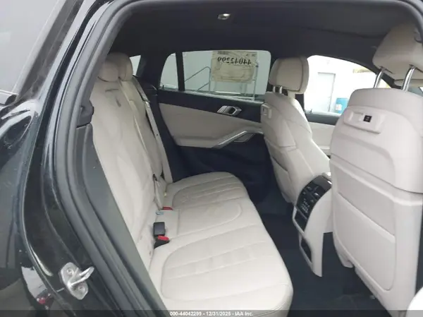 5UXCY8C06M9H32393 2021 BMW X6 - Image 8