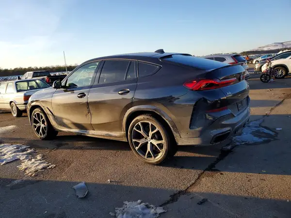 5UXCY8C06N9J43844 2022 BMW X6 - Image 2