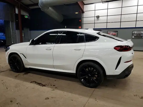 5UXCY8C09L9B98482 2020 BMW X6 - Image 2