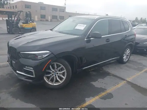 5UXJU2C09L9D06082 2020 BMW X5 - Image 2