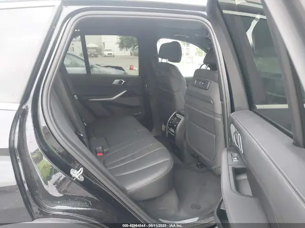 5UXJU2C09L9D06082 2020 BMW X5 - Image 8