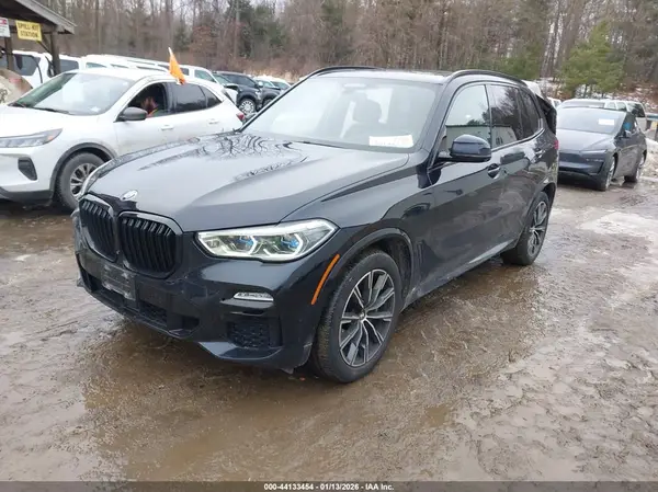 5UXJU2C50KLB15471 2019 BMW X5 - Image 2