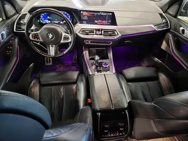 5UXJU2C50KLN49466 2019 BMW X5 - Image 8