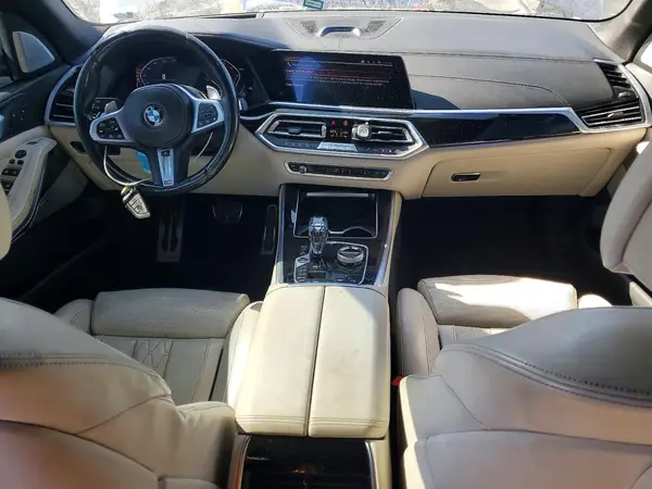 5UXJU2C50KLN64565 2019 BMW X5 - Image 8