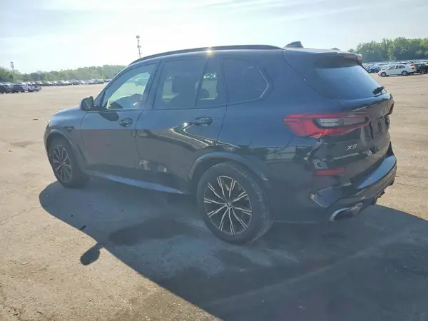 5UXJU2C50KLN64677 2019 BMW X5 - Image 2