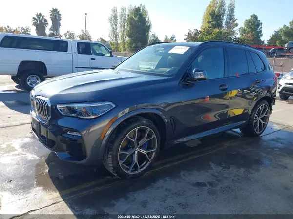 5UXJU2C50KLN64761 2019 BMW X5 - Image 2