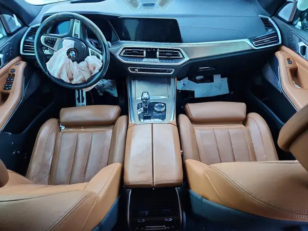 5UXJU2C50KLN64923 2019 BMW X5 - Image 8