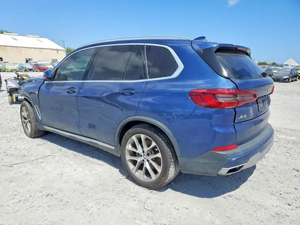 5UXJU2C50KLN67000 2019 BMW X5 - Image 2