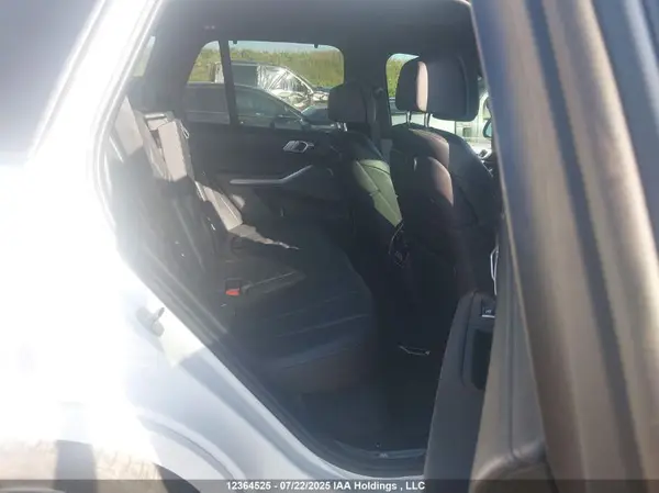 5UXJU2C51KLN49704 2019 BMW X5 - Image 8