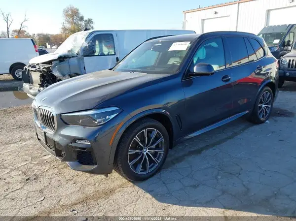5UXJU2C51KLN65546 2019 BMW X5 - Image 2