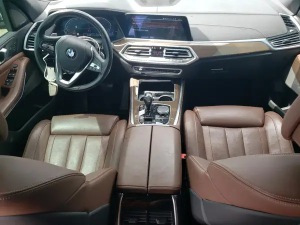 5UXJU2C51KLN67913 2019 BMW X5 - Image 8