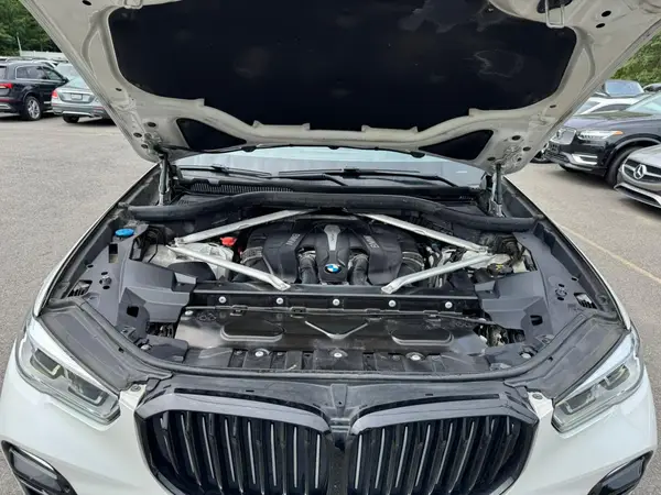 5UXJU2C52KLN49727 2019 BMW X5 - Image 8