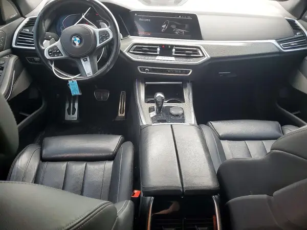 5UXJU2C52KLN49968 2019 BMW X5 - Image 8