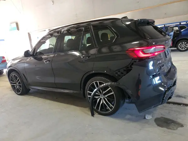 5UXJU2C52KLN64082 2019 BMW X5 - Image 2