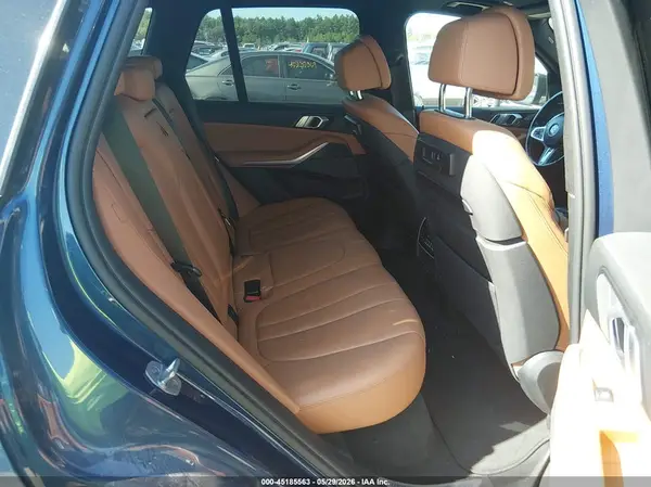 5UXJU2C52KLN64793 2019 BMW X5 - Image 8