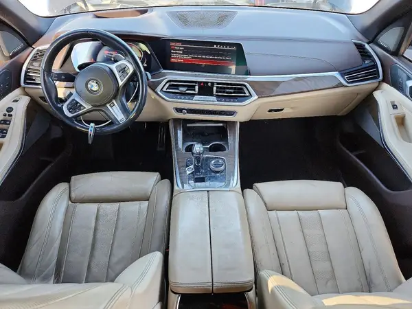5UXJU2C52KLN65331 2019 BMW X5 - Image 8