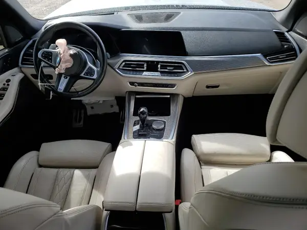 5UXJU2C54KLN65654 2019 BMW X5 - Image 8