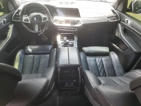 5UXJU2C54KLN66089 2019 BMW X5 - Image 8