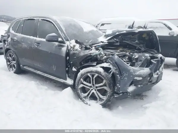 5UXJU2C54KLN66139 2019 BMW X5 - Image 1
