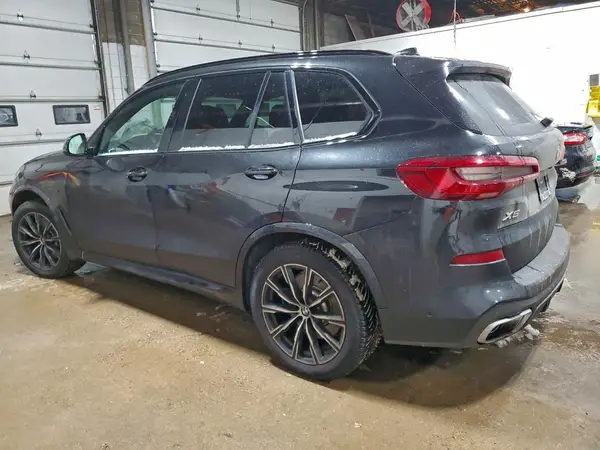 5UXJU2C55KLB15529 2019 BMW X5 - Image 2