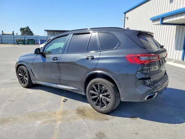 5UXJU2C55KLN64903 2019 BMW X5 - Image 2