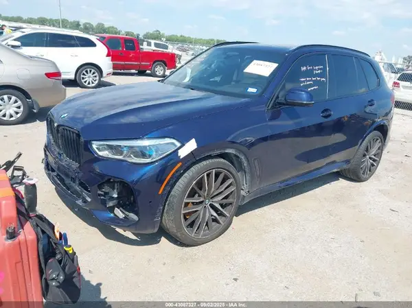 5UXJU2C55KLN66926 2019 BMW X5 - Image 2
