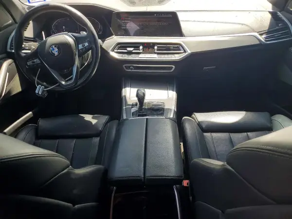 5UXJU2C55KLN67655 2019 BMW X5 - Image 8