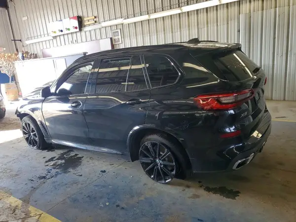 5UXJU2C56KLN66725 2019 BMW X5 - Image 2