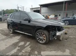 5UXJU2C57KLB15497 2019 BMW X5