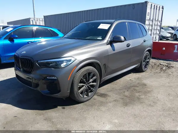 5UXJU2C57KLN49528 2019 BMW X5 - Image 2