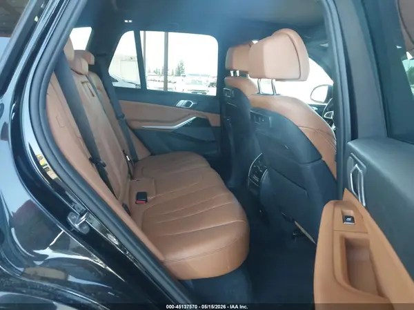 5UXJU2C57KLN65468 2019 BMW X5 - Image 8