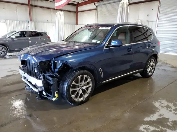 5UXJU2C57KLN67396 2019 BMW X5 - Image 1