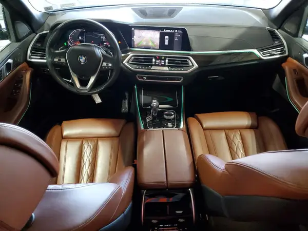 5UXJU2C57KLN67396 2019 BMW X5 - Image 8