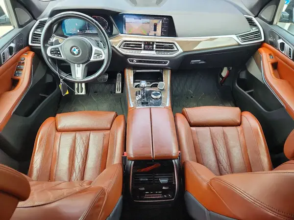 5UXJU2C57KLN67608 2019 BMW X5 - Image 8