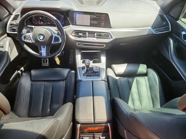 5UXJU2C58KLN67908 2019 BMW X5 - Image 8