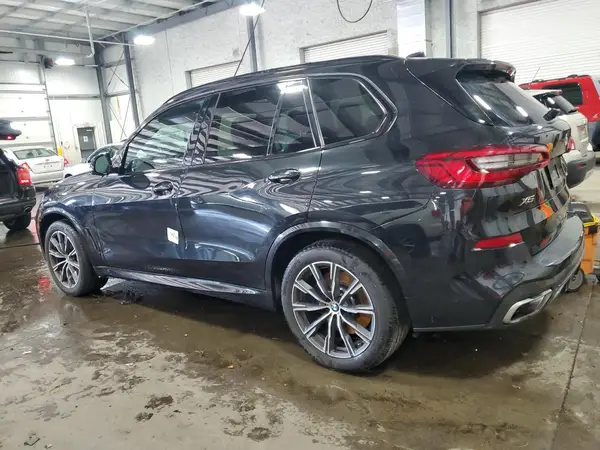 5UXJU2C59KLB15419 2019 BMW X5 - Image 2