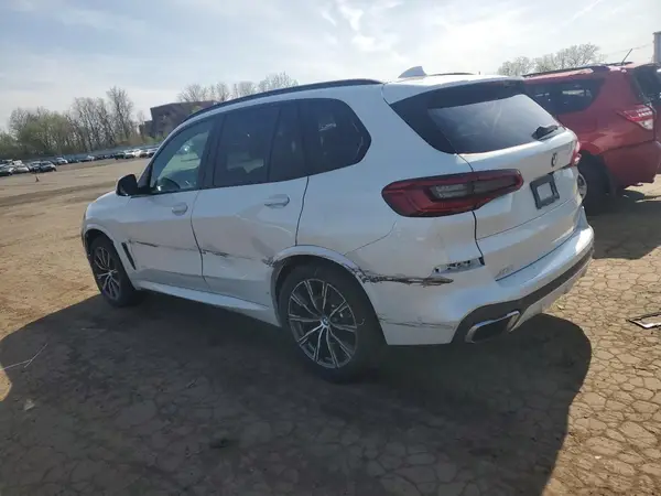 5UXJU2C59KLN65147 2019 BMW X5 - Image 2