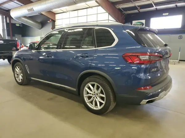 5UXJU2C59KLN65228 2019 BMW X5 - Image 2