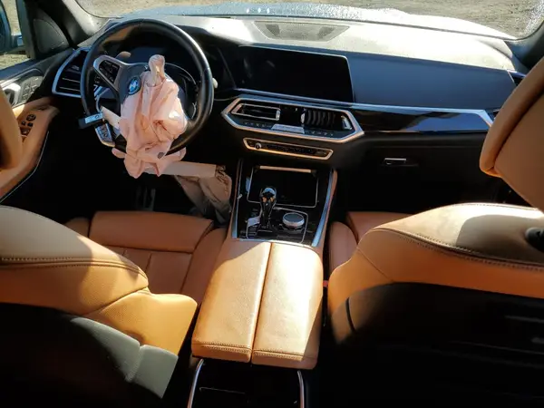 5UXJU2C59KLN67335 2019 BMW X5 - Image 8