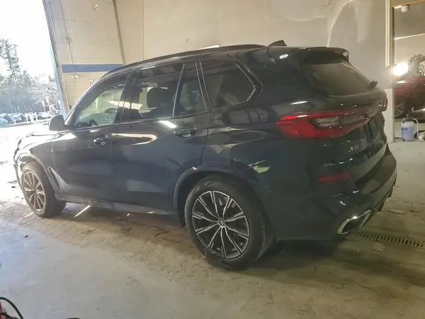 5UXJU2C59KLN67867 2019 BMW X5 - Image 2