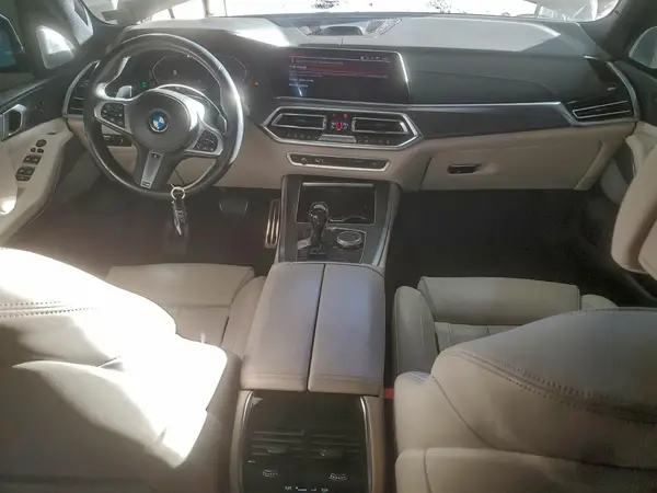 5UXJU2C59KLN67867 2019 BMW X5 - Image 8