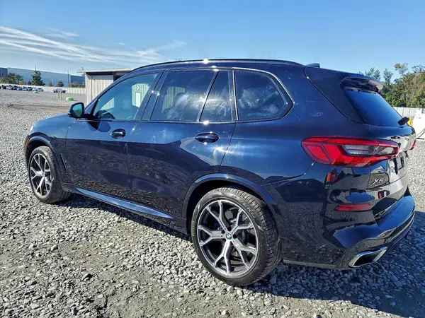 5UXJU2C5XKLB15509 2019 BMW X5 - Image 2