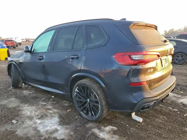 5UXJU2C5XKLN65951 2019 BMW X5 - Image 2