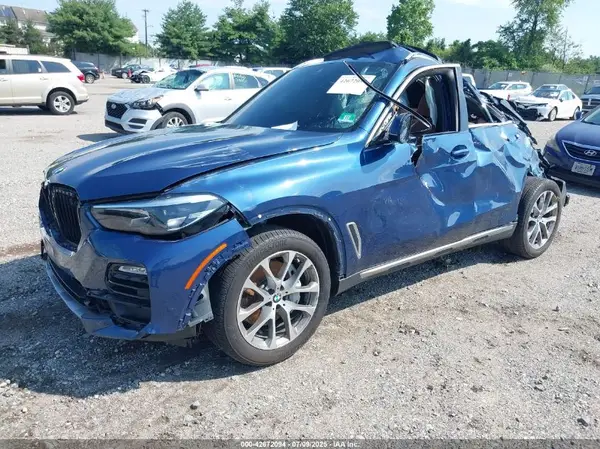 5UXJU2C5XKLN67022 2019 BMW X5 - Image 2