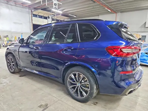 5UXJU4C01LLE45881 2020 BMW X5 - Image 2