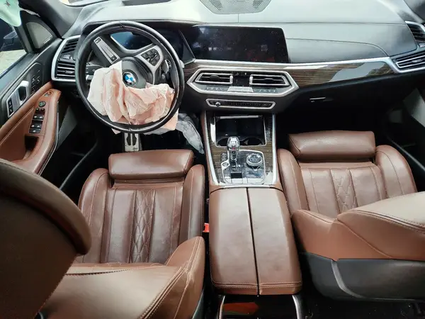 5UXJU4C01M9E62064 2021 BMW X5 - Image 8