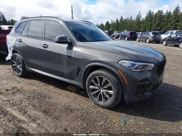 5UXJU4C01N9J48929 2022 BMW X5 - Image 1