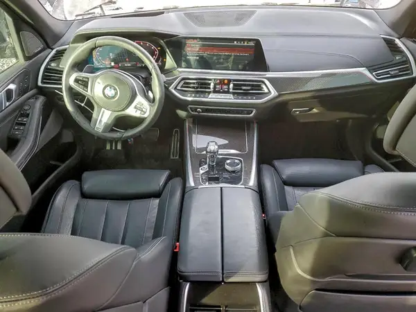 5UXJU4C01N9L95660 2022 BMW X5 - Image 8